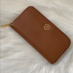 Tory Burch Tan Robinson Zip Continental Wallet